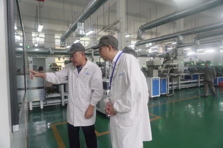 格式工廠孫巧芬：圖為張曉聰深入永春分公司生產(chǎn)一線調(diào)研 (2).jpg